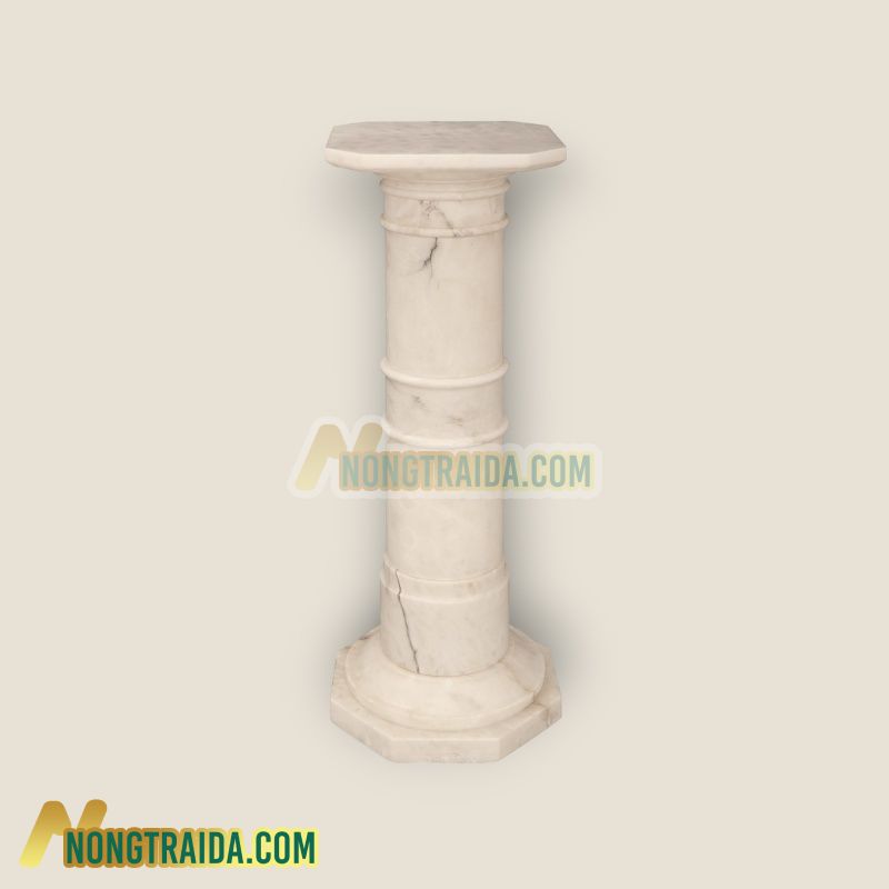 Cột chân đế bằng đá Alabaster của Ý thế kỷ 19