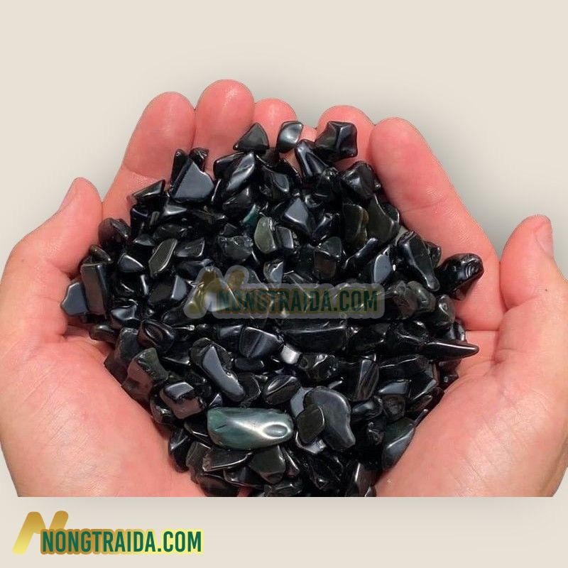 Đá thạch anh vụn đen Obsidian, mài bóng, size 10-15mm (Sao chép)