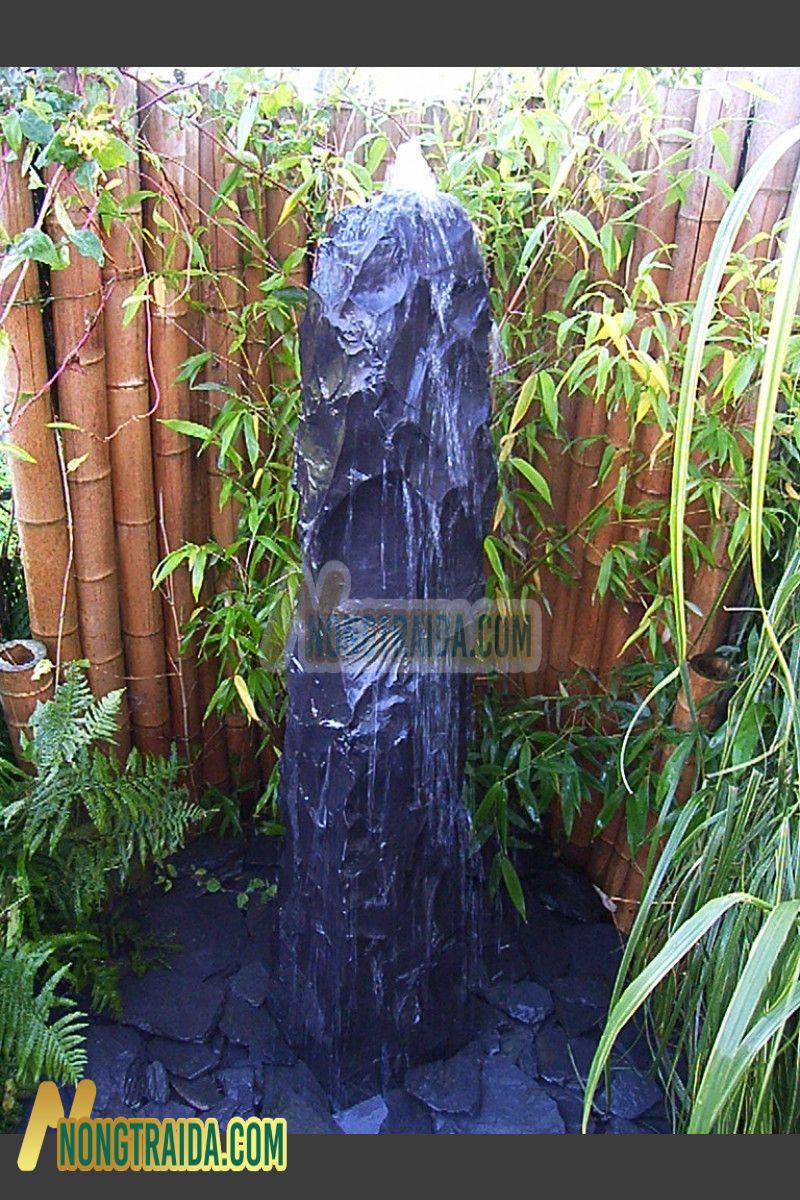 Đài phun nước Monolithe đá Marble đen 150cm