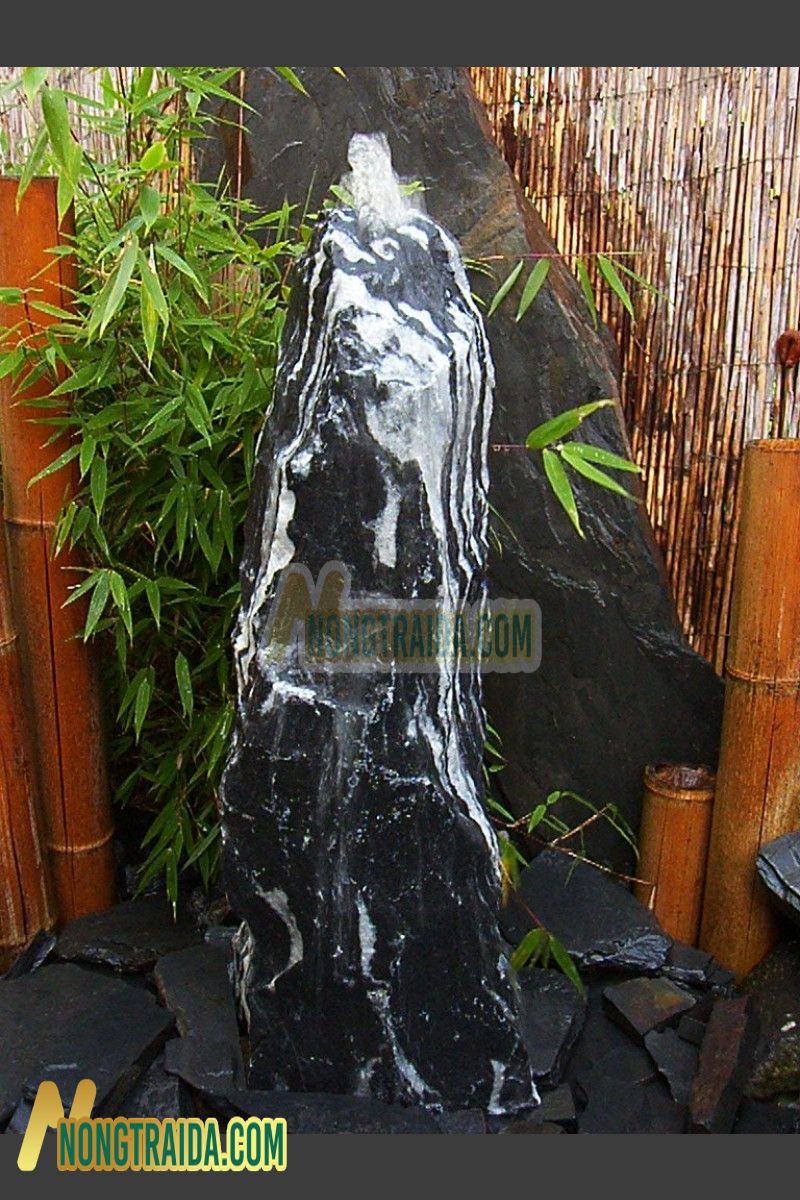 Đài phun nước Monolithe đá Marble đen trắng 80cm