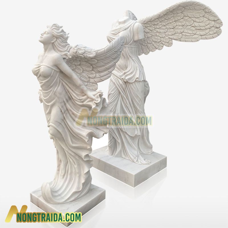 Tượng Nữ thần Chiến thắng Samothrace bằng đá cẩm thạch